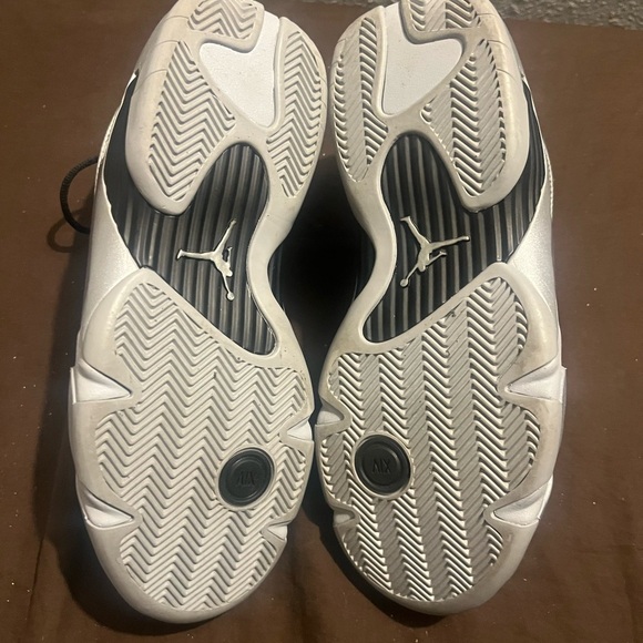 Jordan Fits Men size 8 Air Jordan Retro 14 Silver Authentic Nike new - Picture 9 of 9